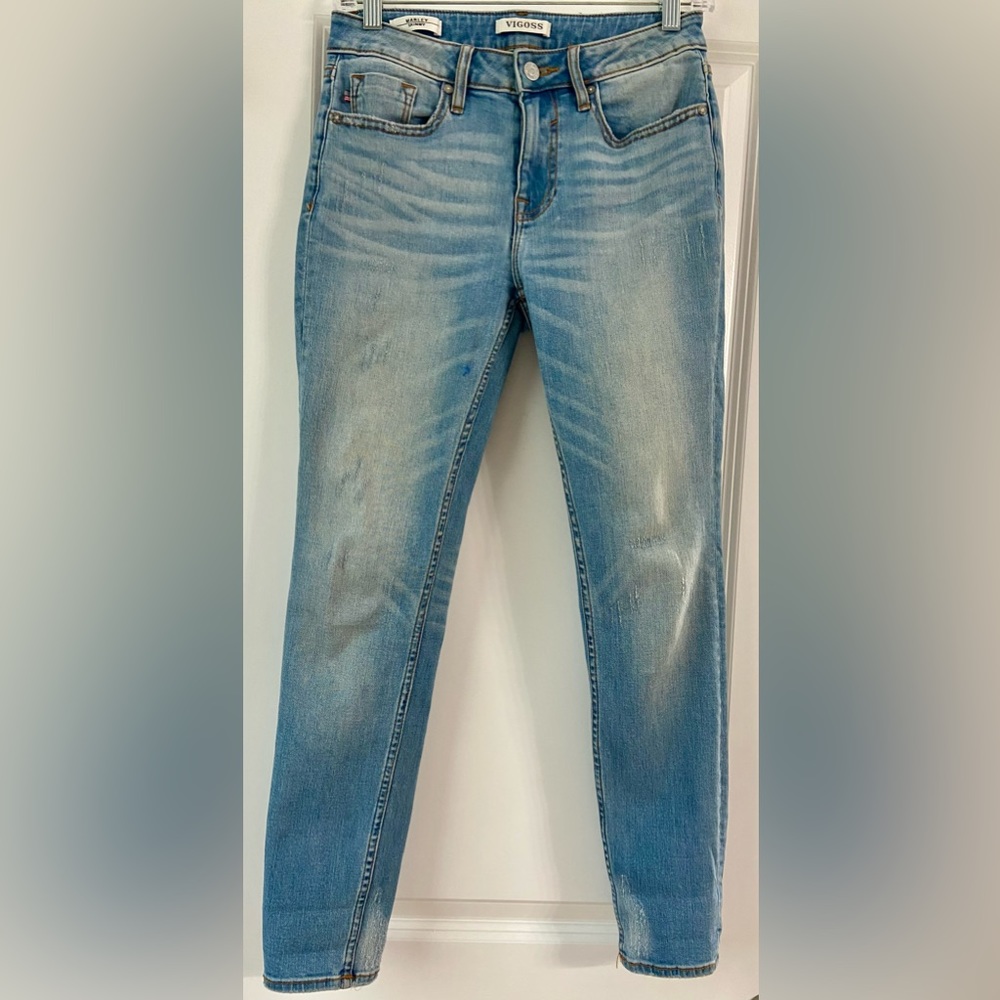 EUC Vigoss Marley Skinny Jean in Distressed Light Wash, Size 26